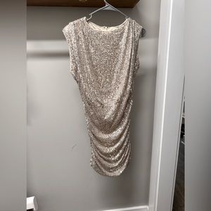 Gorgeous champagne dress size M